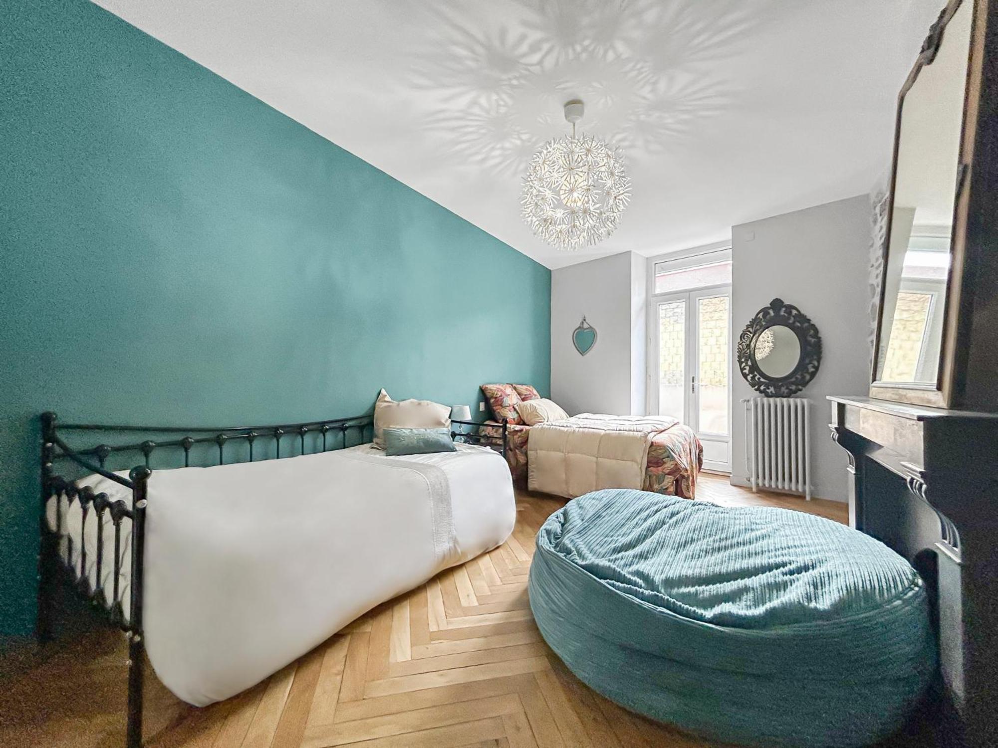 Apartment Hyper Centre - Spacieux Avec Balcon Roanne